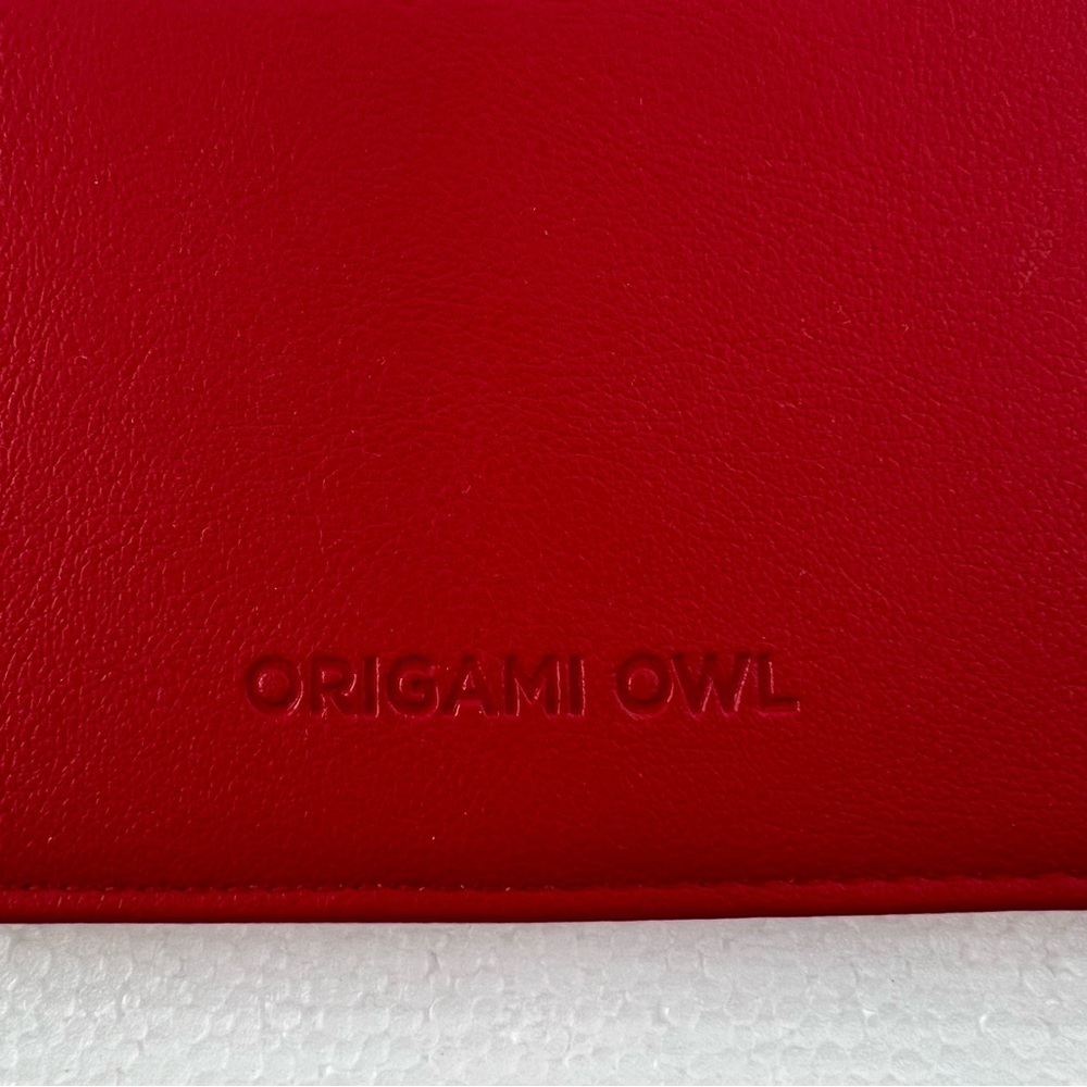 Origami Owl Red “Count Your Blessings” Snap Closure Wallet - Picture 2 of 13